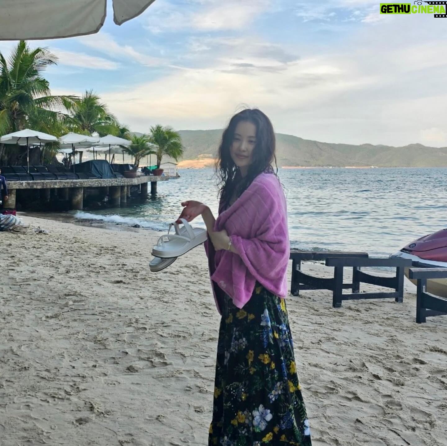 Suh Yun-a - 3 Likes - 🇻🇳🥀🏝️🪂🤤