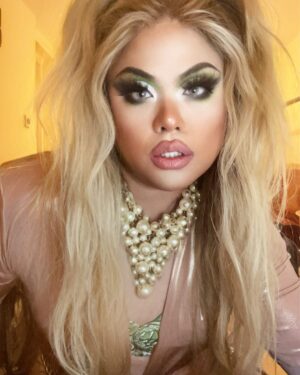 Sum Ting Wong Instagram - Holiday over, she’s back in drag now x