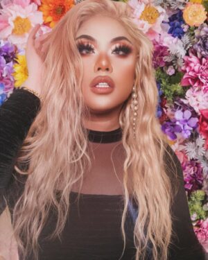 Sum Ting Wong Instagram - 🌺
