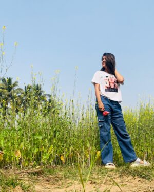 Suman Pattnaik Instagram - Yeh Nadaniyan😛🥰 

#nature 
#mothernature 
#instagram 
#picoftheday 
#instapic 
#instapost 
#sumanpattnaik