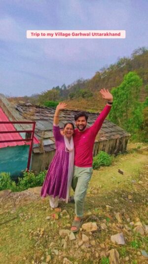 Sumit Bhardwaj Instagram - A short family trip to My village..
.
#summitbhardwaj #uttrakhand #garhwal #paurigarhwal #garhwali_culture #roadtrip #tripwithfamily