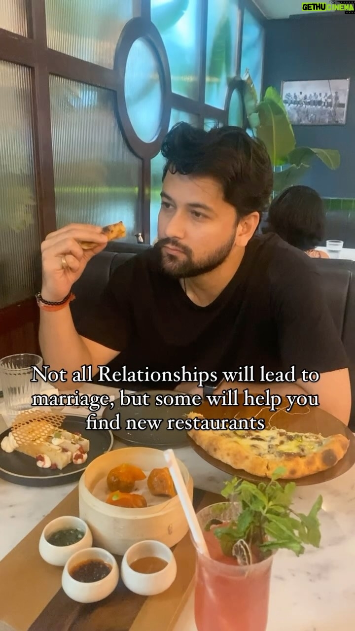 Sumit Bhardwaj - 1K Likes - 🤓