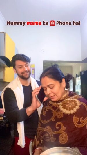 Sumit Bhardwaj Instagram - Kal se nahi uthaunga mummy ka Phone🥹
.
#summitbhardwaj #maabeta #indianparents #love #livelovelaugh