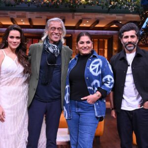 Sumit Kaul Instagram - An evening filled with laughter.. thanks @kapilsharma and his fantastic team for a super warm and fun filled welcome to the #tanaav team.. catch us tonight on #thekapilsharmashow 9:30 p.m. 
.
.
#sumitkaul #waluschadesousa #sudhirmishra #manavvij #arbaazkhan #actor #actorslife #tanaavonsonyliv #sonyliv #funny #hillarious #comedy 
.
.
- styled by : @rochelledsa & @anishagandhi3