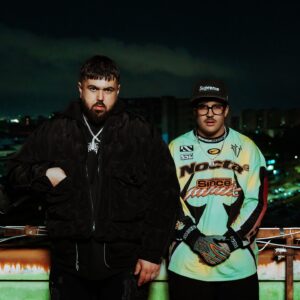 Summer Cem Instagram - MOONWALK TO SIKI JACKSON Donnerstag 23:59Uhr und das Video zu LIMIT YOK feat. @geolier 🦂