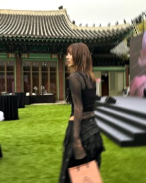 Sung Ji-yeon Instagram - #3cepinkspacehotel 🏩 🐈‍⬛