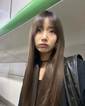 Sung Ji-yeon Instagram - ~.~zz.Z