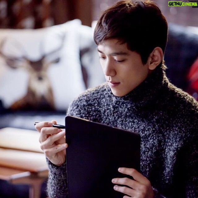 Sung Joon - 29.3K Likes - 윤탲u