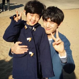 Sung Joon Instagram - 나랑 똑같이 생긴아이 #축구선수승훈이
