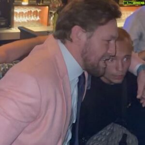 Sunny Edwards Instagram - Some night out on the @forgedirishstout 🍻

@thenotoriousmma @eddiehearn