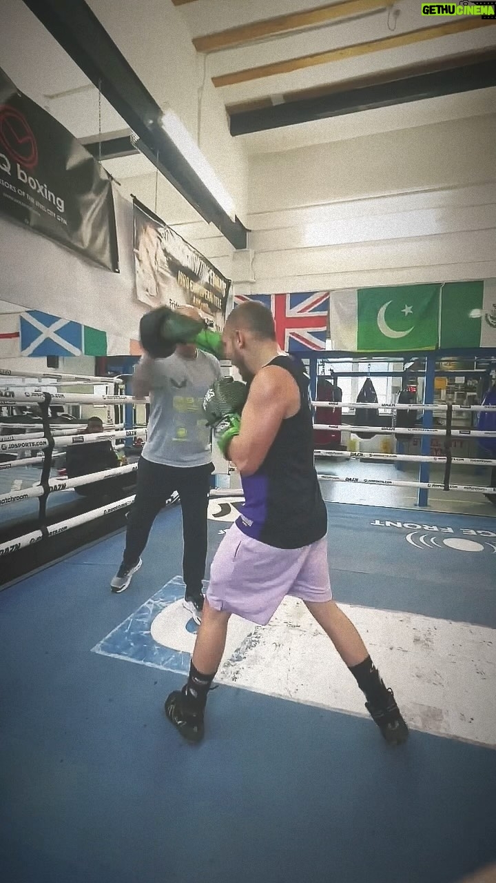 Sunny Edwards - 1.8K Likes - Back at it 🤜
@sunnyedwards ticking over and will be keeping a close eye on #CurielNontshinga2 this Friday 👀