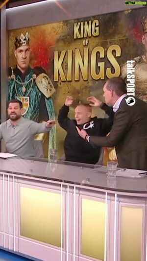 Sunny Edwards Instagram - The moment Usyk sent Fury bouncing off the ropes 🤯

#FuryUsyk #TysonFury #Usyk #Boxing #RiyadhSeason #RingOfFire