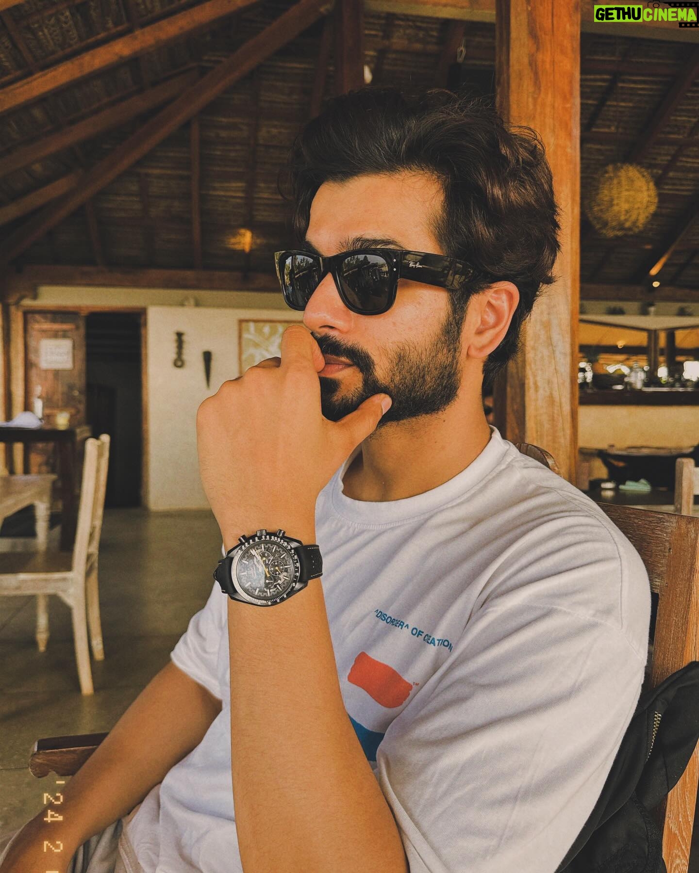 Sunny Kaushal - 83.4K Likes - Goa part II
The world and me…
#sunsunnykhez