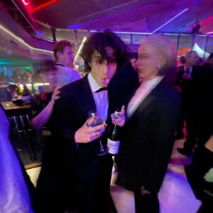 Sunny Suljic Instagram - Thank you @bafta for the nomination! London was 🤝🏻🤝🏻