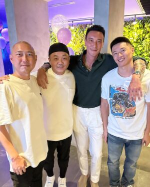 Sunny Wang Instagram - 終於復活了🙏🏼 連續三天真的太硬 🤣 週末愉快 ❤️ 我需要養生了💪🏼

Birthday week photo dump. Celebrating and drinking 3 days in a row… I have to admit, that wasn’t easy 🤣 Time@to get healthy now lol…Have a good weekend everyone! I’m