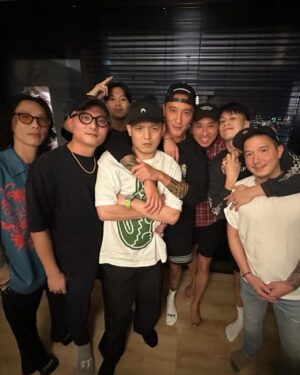 Sunny Wang Instagram - Happy Birthday to ME! 祝我生日快樂🎂🎁 Thank you all in advance for the Bday wishes. Love you all! 🙏🏼❤️😘