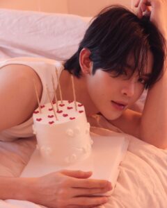 Supamongkon Wongwisut Most Liked Photos and Posts