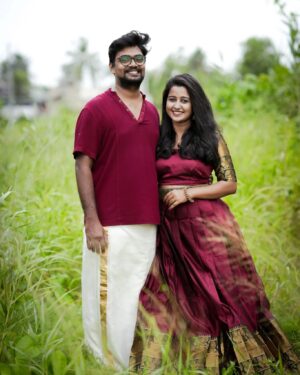 Suphy Maria Instagram - 🌸🫶🌸

@harshadchembakassery ❤️💫

Happie Happie Onam!🌸

#onam #onam2023 #onamspecial #happiness #life #kochi #lifegoals #trending