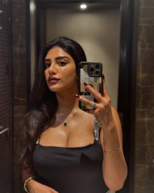 Supritha Instagram - 🖤