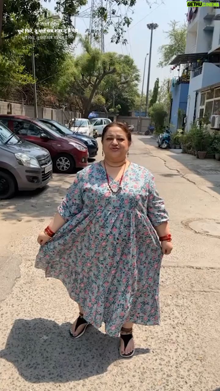 Supriya Shukla - 1.4K Likes - Summers... High temp in delhi.. But this breezy cotton beautiful frock keeps my smile n happiness intact😊
Thank u @manvisharma25❤️
Styling by @seam_stress_by_rajludhwani
N outfit by @nangaliaruchira