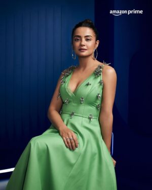 Surveen Chawla Instagram - Andhera or not, we’re here to make sure your year is LIT!

#AndheraOnPrime #AreYouReady #PrimeVideoPresents