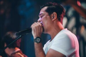 Surya Insomnia Instagram - emang ga pengen lagi ta.
.
.
.
bikin apekek gitu