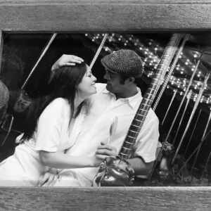 Surya Saputra Instagram - happy anniversary sayang...tepat hari ini, 16 tahun lalu kita menikah...bismillah masih panjang perjalanan kita...semoga kita selalu diberi sehat..cinta..kesabaran...kebahagiaan..love you sayang..
