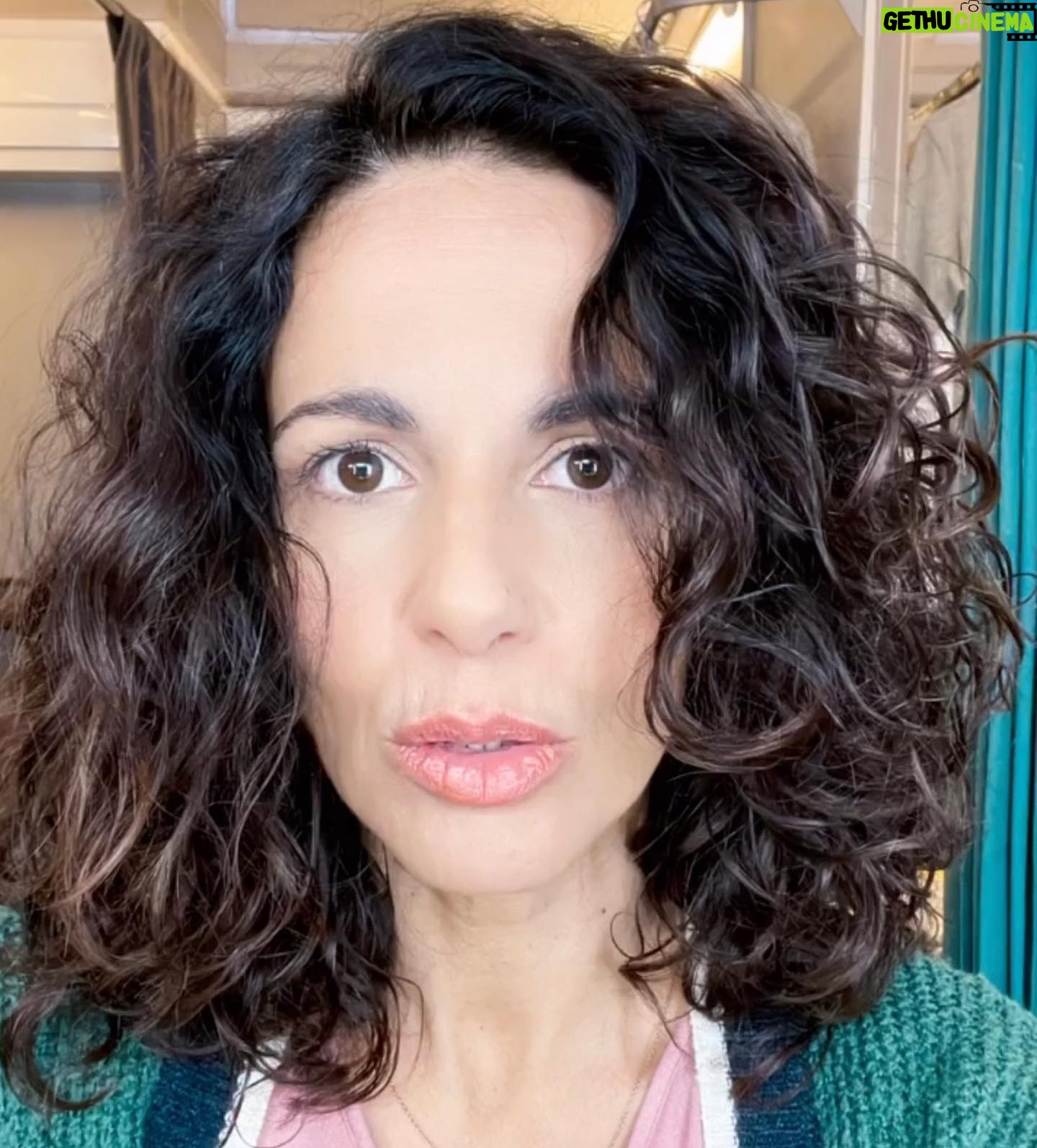 Susana Arrais - 1.1K Likes - É isto.
.
#toselfieornottoselfiethatisthequestion #selfiequeen
#coisasquemeacontecem
#gravando #telenovela #tv
#queroévivertvi #tvi
#leonorbaboactores