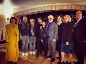 Susanne Bier Instagram - Last night’s Directors Nominee Dinner - always a spectacular evening with incredibly talented and delightful company. @theacademy @toddphillips1 #stevenspielberg @bong.joon.ho @kimberlypppp @todoalmodovar @noahbaumbach_ #gretagerwig