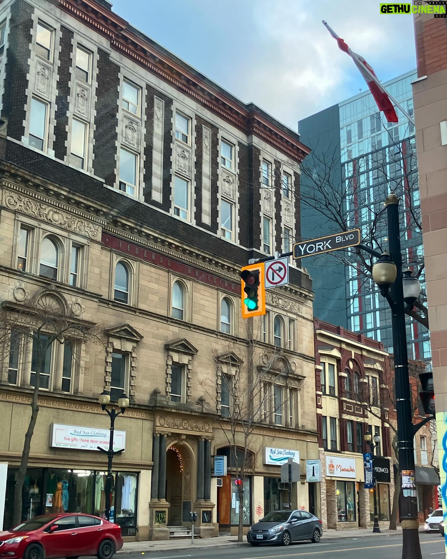 Susanne Wuest - 737 Likes - @hamiltontario šØš¦ā¤ļø!! In a million years I wouldn't have thought to be invited back to you, let alone, work here again! I'm so happy to be back! I love my job!
#hamilton #canada #filmmaking #travel #travelphotography