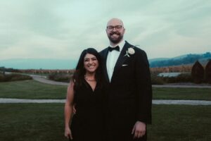 Susie Youssef Instagram - May we never forget on Monday morning, how hot we looked on Saturday night. Thank you Mr & Mrs Free for getting married and @jasemorling for your skills; both camera and piano 📸 🎹