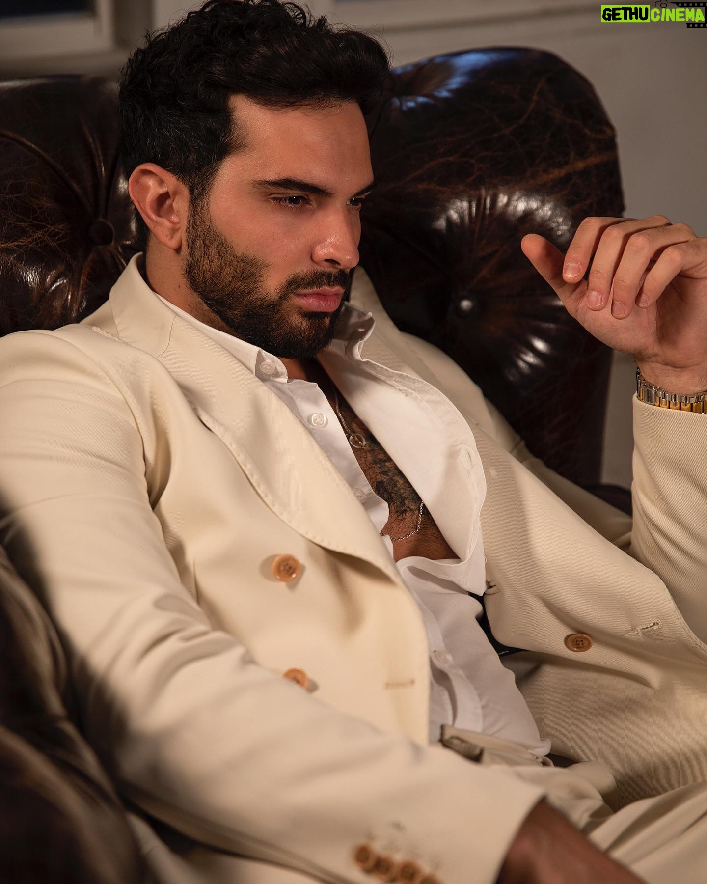 Suso Álvarez - 11.9K Likes - La verdadera grandeza consiste en hacer que todos se sientan grandes.
Charles Dickens
Fotógrafo: @ivantenaphoto 🙏🏼