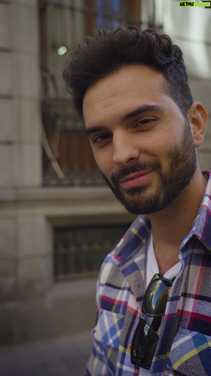 Suso Álvarez - 7.4K Likes - ¡Por fin! 😍 Este es el vídeo con el cambio de look a Suso gracias a @kingcgillette.es ❤️ Hace unas semanas hicimos una encuesta en la web de la isla de las tentaciones y el resultado que ganó por goleada fue la barba con un 83% de los votos 🧔🏻♂️ ¡Barba siempre cuidada y perfecta! 💪🏻 ¿A qué esperas para verlo? #StyleLikeAKing