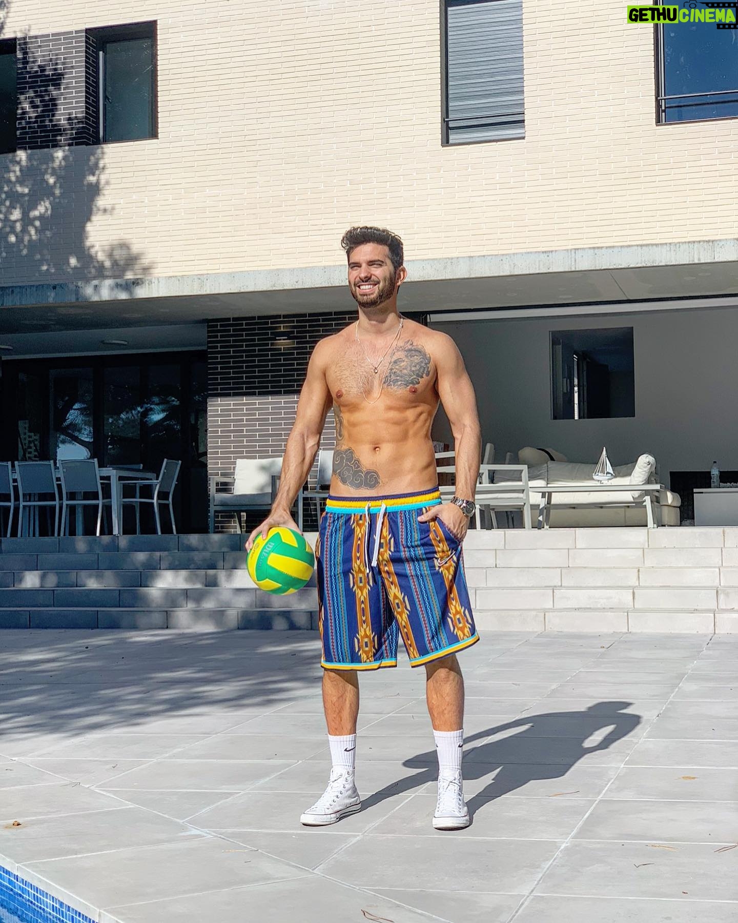 Suso Álvarez - 14.2K Likes - 🌍❤️