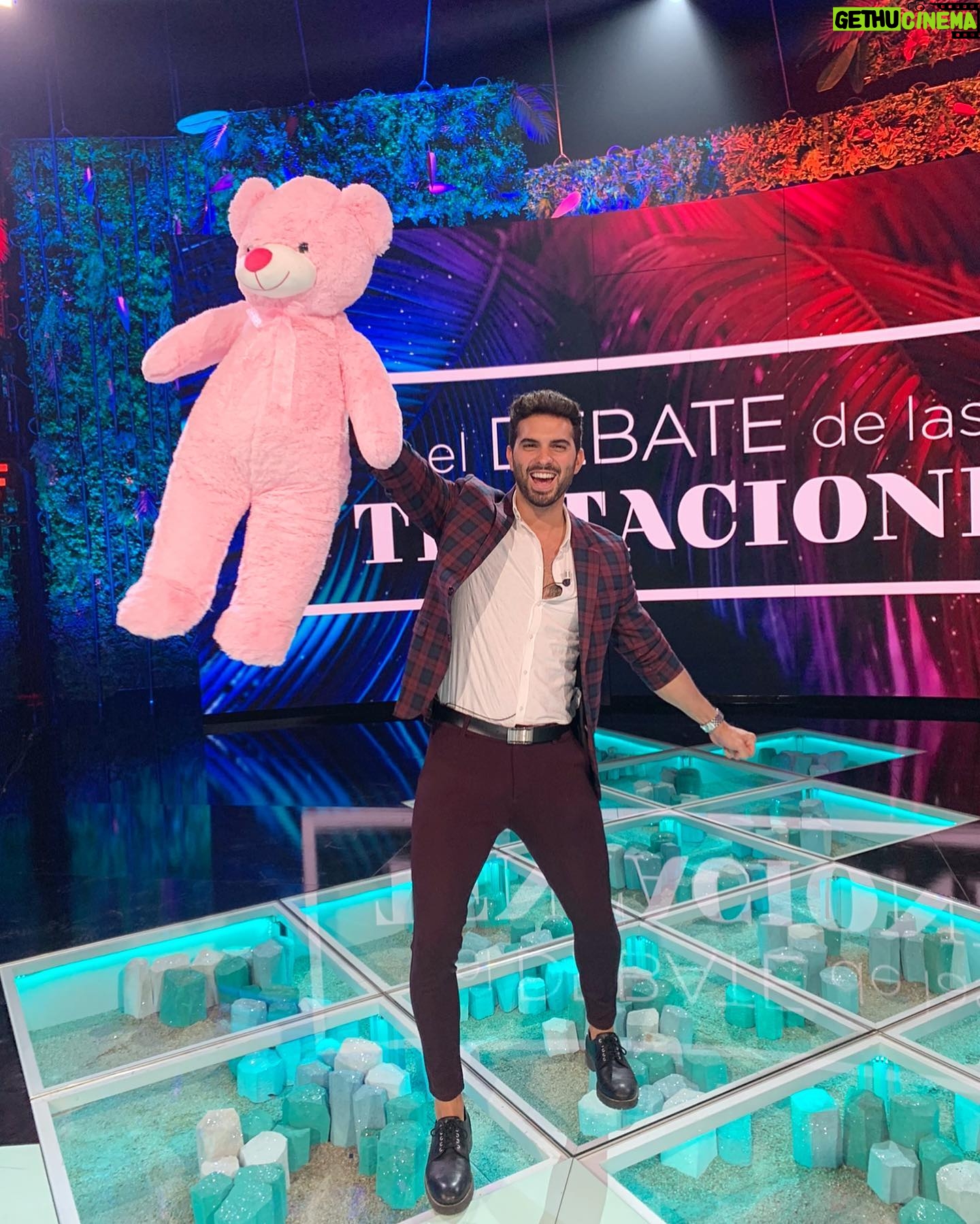Suso Álvarez - 18.1K Likes - Yo también he caído en los encantos de rosito 😂😂