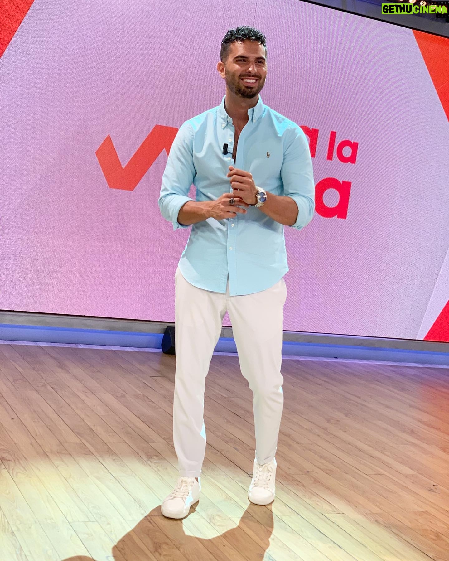 Suso Álvarez - 9K Likes - @vivalavidatele5 ❤️💫