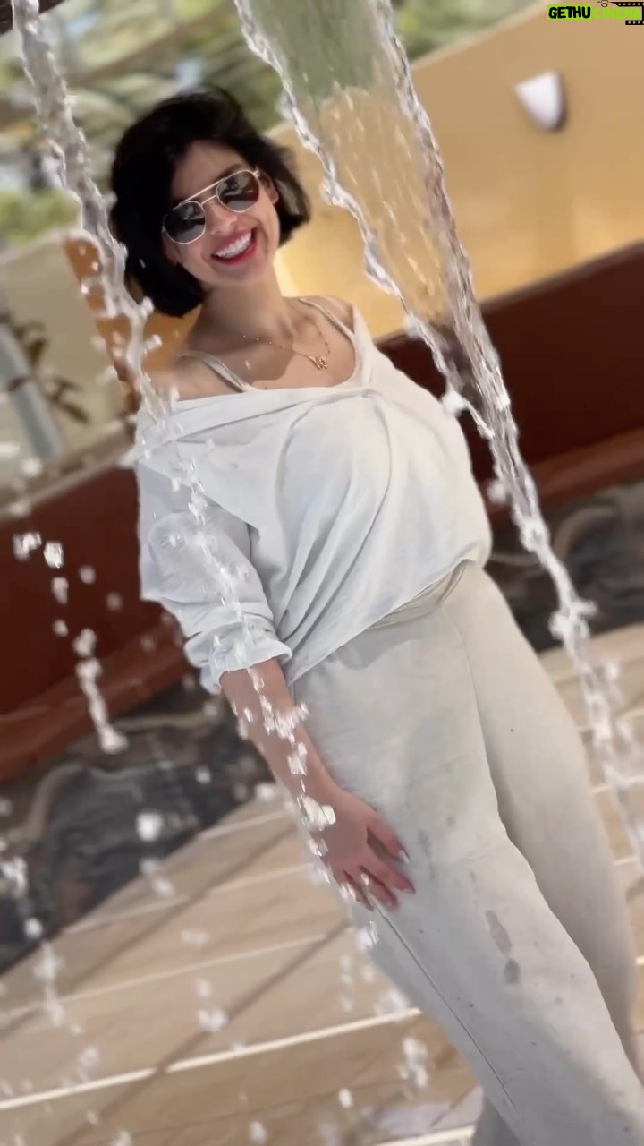 Suzan Al Salhiy - 1.6K Likes - كالتلي واهلك واني سبيت اهلي🌚
#سوزان_الصالحي #تريند #اكسبلور_explore #مشاهير