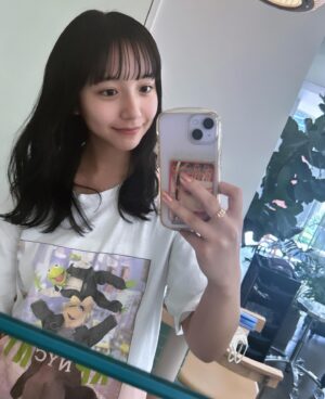 Suzu Yamanouchi Instagram - 🐸✂️
大事な撮影あるからちゃんと美容院行った