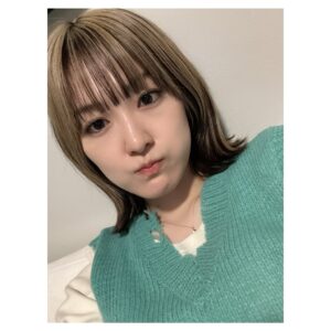 Suzuka Ohgo Most Liked Photos and Posts