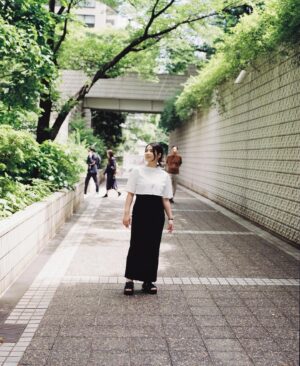 Suzumi Suzuki Instagram - HILLS LIFE daily 連載更新、妊娠とその風景について。私の身体が助かるとしたらこんな理由なのだと思う。
▶︎ https://hillslife.jp/culture/2024/06/03/words-to-wear_14/

photo by Ittetsu Matsuoka