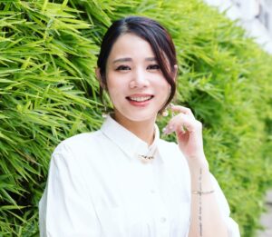 Suzumi Suzuki Instagram - AERA dot. にてお悩み募集中。第一回は長らく恋していないという同年代女性からの恋の心持ちについての相談▷ https://dot.asahi.com/articles/-/205438
皆様のお悩み、たいしたことじゃなくてもいいので聞かせてください。