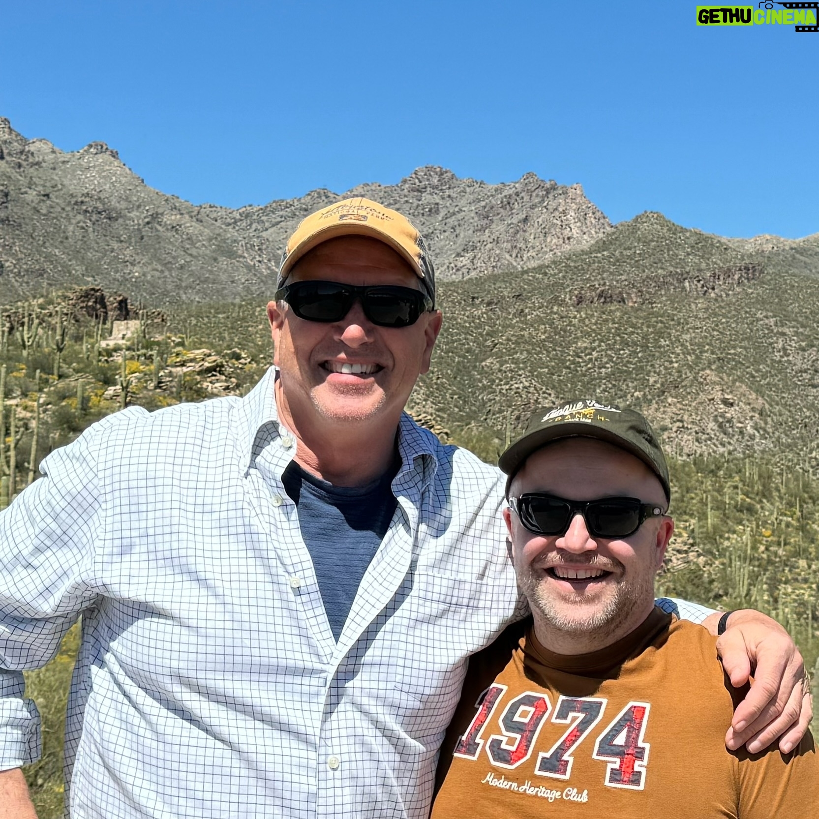 Sven de Ridder - 823 Likes - So…
Today is Fathersday in 🇺🇸
This is my American dad,
William ‘Bill’ McDonald.
A man who made me feel at home in his family when I was 15.
“First day you’re a guest, next day you’re family”, that’s what he said.
For the next 10 years, he and Jenny (my American mom), made me feel part of their life, their family.
This year I saw them back after 27 years.
And the bond we had was and is still there.
Even more so…
They took my wife and daughter into their arms and made them feel like family.
I cherish, love and admire this man.
I am so fortunate to have a man like him who loves me & my family as a real dad and granddad.
Happy fathersday Bill,
Your Belgian son, Sven ♥️
#fathersday #🇺🇸