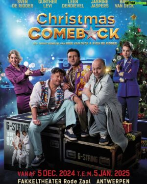 Sven de Ridder Instagram - Kerst bij de Sven De Ridder Company is altijd plezant! Graag stellen we u ons nieuwste kerstekind voor : CHRISTMAS COMEBACK! Een kerstkomedie over G-string, een succesvolle boysband uit de nineties. Jaren na hun split zullen ze, tegen hun zin, samen kerst 🎄moeten vieren. 

🌟🌟🌟🌟🌟

Vanaf woensdag 29/5 om 12u kunnen jullie tickets kopen voor deze tophit komedie via onze website www.svenderiddercompany.be of via het Fakkeltheater.

🌟🌟🌟🌟🌟

#svenderiddercompany #bijonsistplezant #christmascomeback #guntherlevi #jasminejaspers #leendendievel #brikvandyck #svenderidder #kerst2024 #kerstkomedie #theater #lachen #live #fakkeltheater