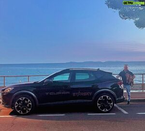 Sven de Ridder Instagram - Back from a relaxed vacation!
Safe on the road with CUPRA.

#CUPRABelgium #CUPRAFormentor #TheBoomingSquad #advertentie