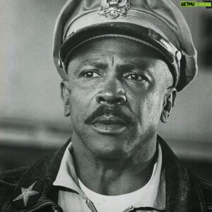 Sven de Ridder Instagram - RIP Lou Gosset jr. stand out Oscar winning actor who I loved in eighties movies as Firewalker next to @chucknorris - Iron Eagle, The Principal next to @belushisfarm , Enemy Mine, Diggstown and the underrated Carolina Skeletons. There is also a very good seventies western movie Skin Game with James Garner that you should check out and one of my favorite nonsense movies The Deep.
But he will be immortal as sgt.Folley in An Officer And A Gentleman for calling out Mayonaise to Richard Gere.

#rip #lougossettjr #riplougossettjr #firewalker #ironeagle #carolinaskeletons #diggstown #theprincipal #enemymine #anofficerandagentleman #jaws3d #thelaughingpoliceman #skingame #thedeep #thechoirboys #ironeagle2 #ironeagle3 #bluechips #agoodmaninafrica #if #thecolorpurple #svensclassicmovies #gremlinsstrikebackfilmpodcast
