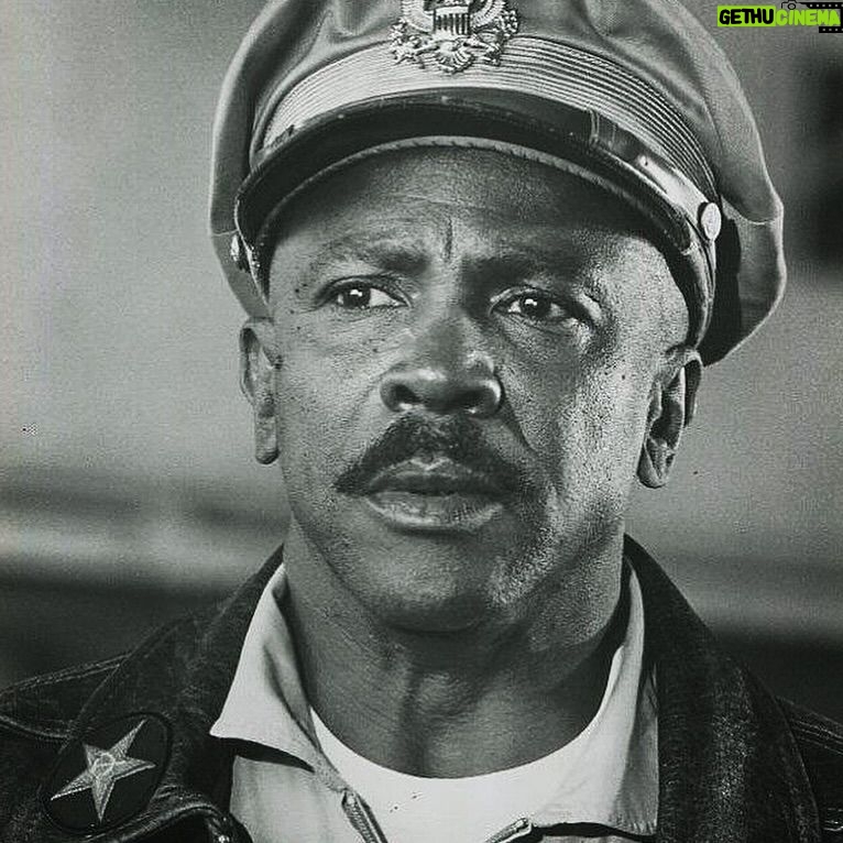 Sven de Ridder - 492 Likes - RIP Lou Gosset jr. stand out Oscar winning actor who I loved in eighties movies as Firewalker next to @chucknorris - Iron Eagle, The Principal next to @belushisfarm , Enemy Mine, Diggstown and the underrated Carolina Skeletons. There is also a very good seventies western movie Skin Game with James Garner that you should check out and one of my favorite nonsense movies The Deep.
But he will be immortal as sgt.Folley in An Officer And A Gentleman for calling out Mayonaise to Richard Gere.
#rip #lougossettjr #riplougossettjr #firewalker #ironeagle #carolinaskeletons #diggstown #theprincipal #enemymine #anofficerandagentleman #jaws3d #thelaughingpoliceman #skingame #thedeep #thechoirboys #ironeagle2 #ironeagle3 #bluechips #agoodmaninafrica #if #thecolorpurple #svensclassicmovies #gremlinsstrikebackfilmpodcast