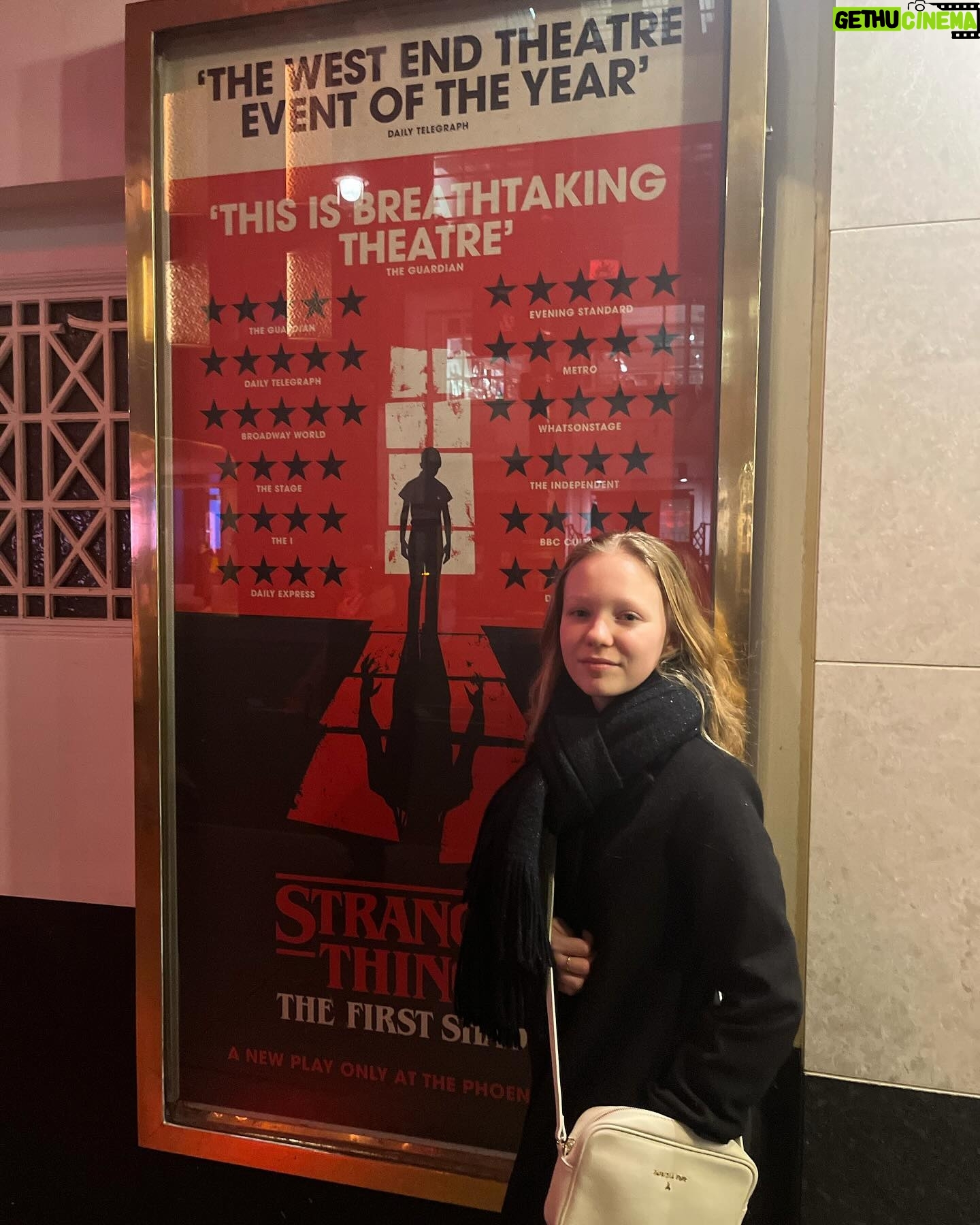 Sven de Ridder - 1.5K Likes - Last night… Stranger Things the first shadow. One of the best plays ever. Saw things on stage I’ve never seen before. Great story, awesome cast and extraordinary technical achievements.
Happy daughter & happy dad.
@stonstage
#strangerthingsthefirstshadow #onstage #prequel #mustsee #bestintown #fatherdaughtertime #london