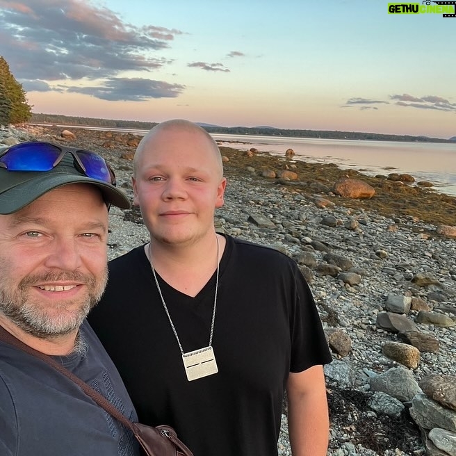 Sven de Ridder - 1.7K Likes - Happy 20! 💜 TWENTY BIG ONES XXX
Love you Dean!
#birthdayboy #joshuadeanderidder #dino
#🦕 #🦖 #myson