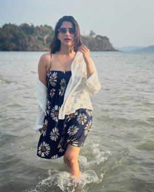 Swasika Instagram - Boldness is not an act, it’s a state of mind 😎
.
.
.
#swasikavijay #modern #shoot #insta #picoftheday #instaphoto

Travel partner @somansleisuretours 
📷 @premjacob06