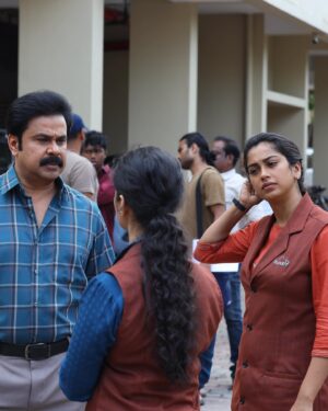Swathi Konde Instagram - ❤️

It actually took me more time to express my excitement in words! I am thanking the universe for all the good things that are happening around me, especially for my first Malayalam movie, “Pavi Care Taker.”
My sincere thanks to our @dileepactor sir and our director, @vineethkumar_official sir, for having me in this project. It was full of learning and a beautiful experience altogether. I thank the entire crew and my co-artist @shreya_rukmini @dilinaramakrishnan @rosmin_t @joohi_ju for being so warm and supportive. 
My very special thanks to all my fans for celebrating “Leena.” This character will be very close to my heart! 
Thank you all once again from the bottom of my heart for making “Pavi Care Taker” a big hit! For all the ones who haven’t watched this movie yet, it’s running successfully in theaters near you. Please watch it, and all your feedback matters to me!

#pavicaretaker #dileepettan #malayalam #malayalamcinema #mydebut #leena
